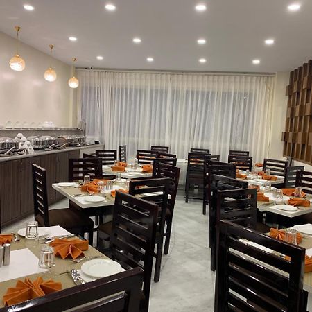 The Aryan Regency Hotell Pelling Eksteriør bilde
