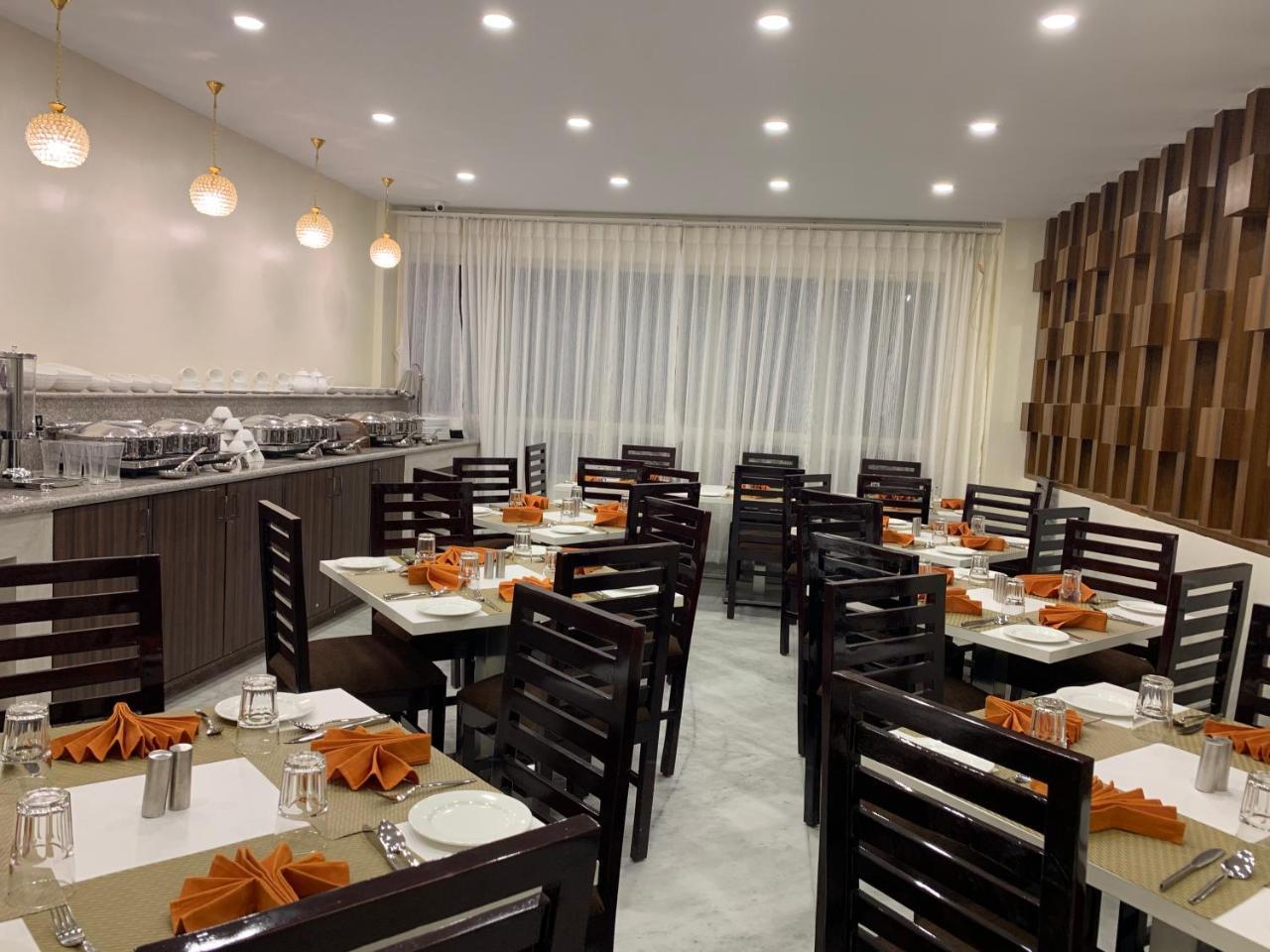 The Aryan Regency Hotell Pelling Eksteriør bilde