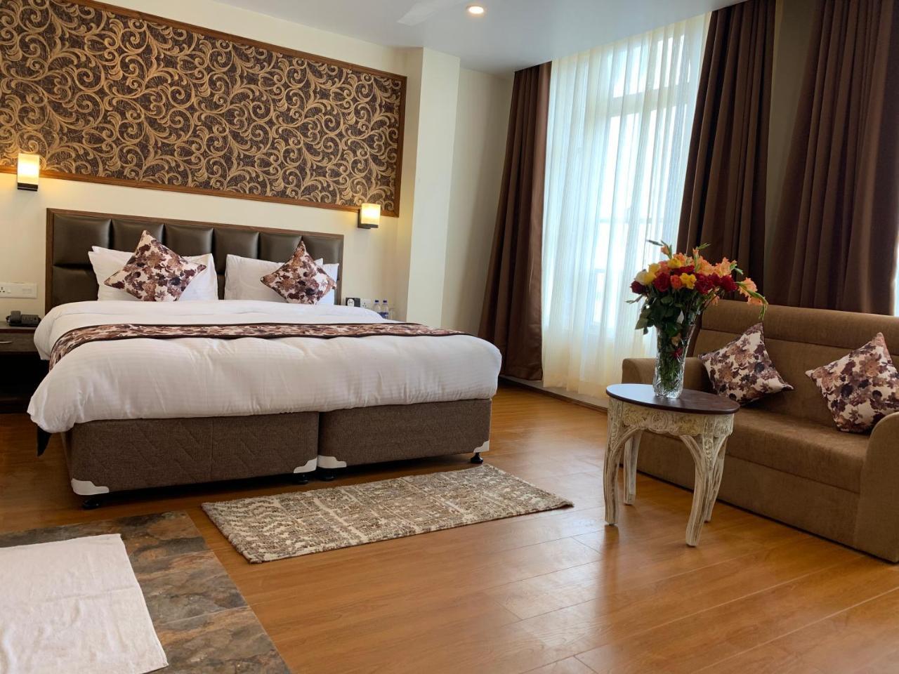 The Aryan Regency Hotell Pelling Eksteriør bilde