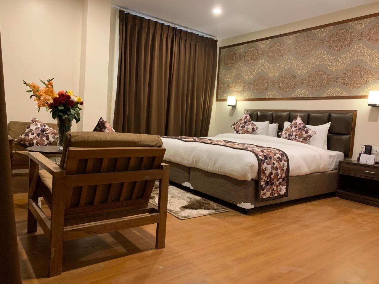 The Aryan Regency Hotell Pelling Eksteriør bilde