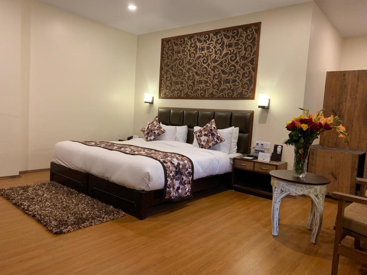 The Aryan Regency Hotell Pelling Eksteriør bilde
