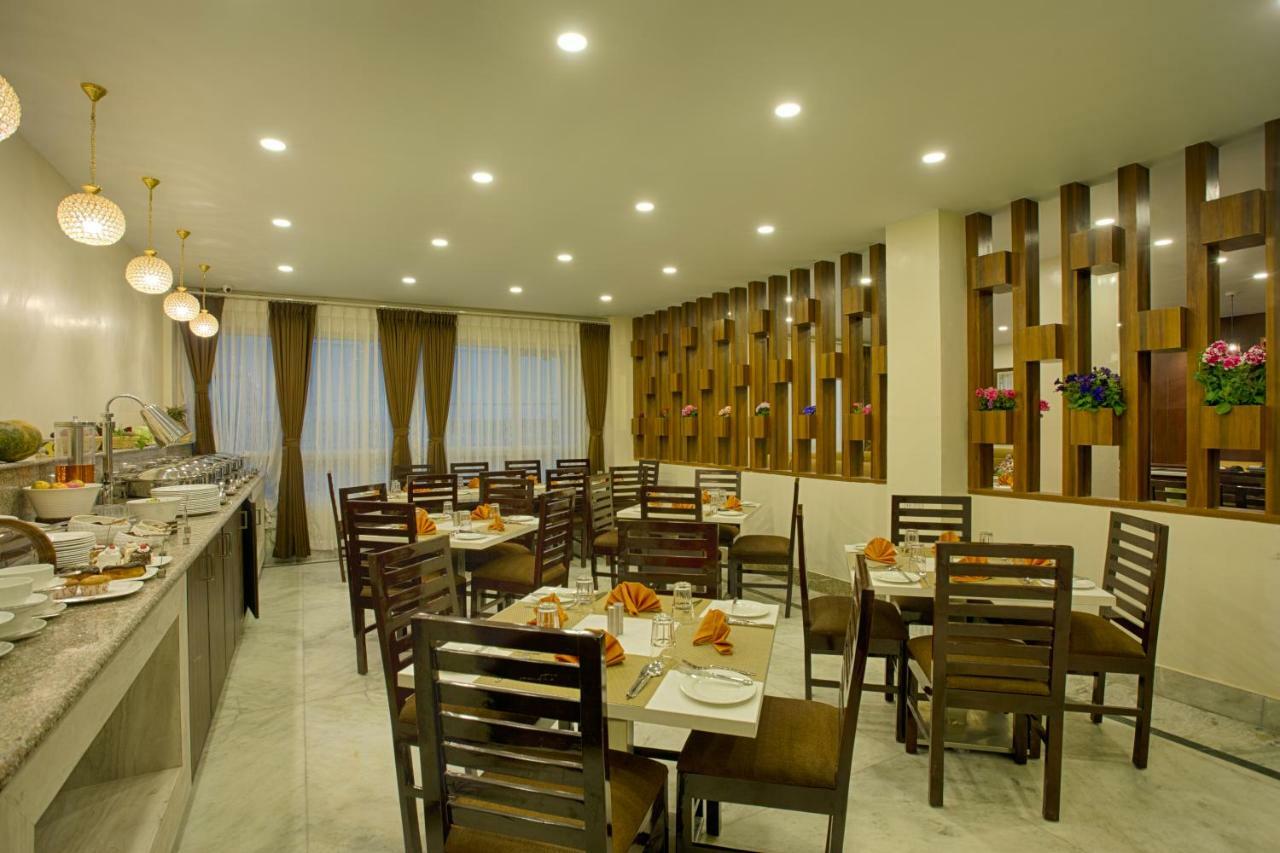 The Aryan Regency Hotell Pelling Eksteriør bilde